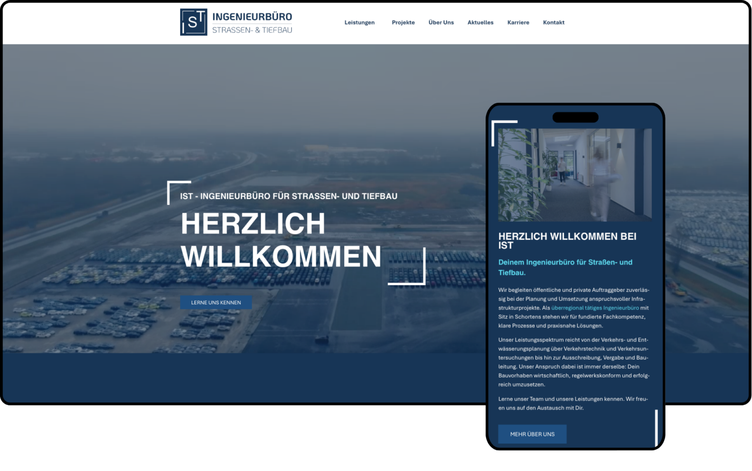 Screenshot einer Website für Architektur- und Industrieplanung für IST Ingenieurbüro Straßen- und Tiefbau, mit Header und Landschaftsbild, Willkommenstext, Navigationsmenü sowie einer mobilen Vorschau mit denselben Inhalten auf der rechten Seite.